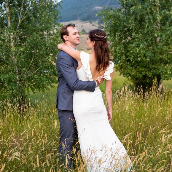 Meet your Posher, Courtney - Picture 1 of 1